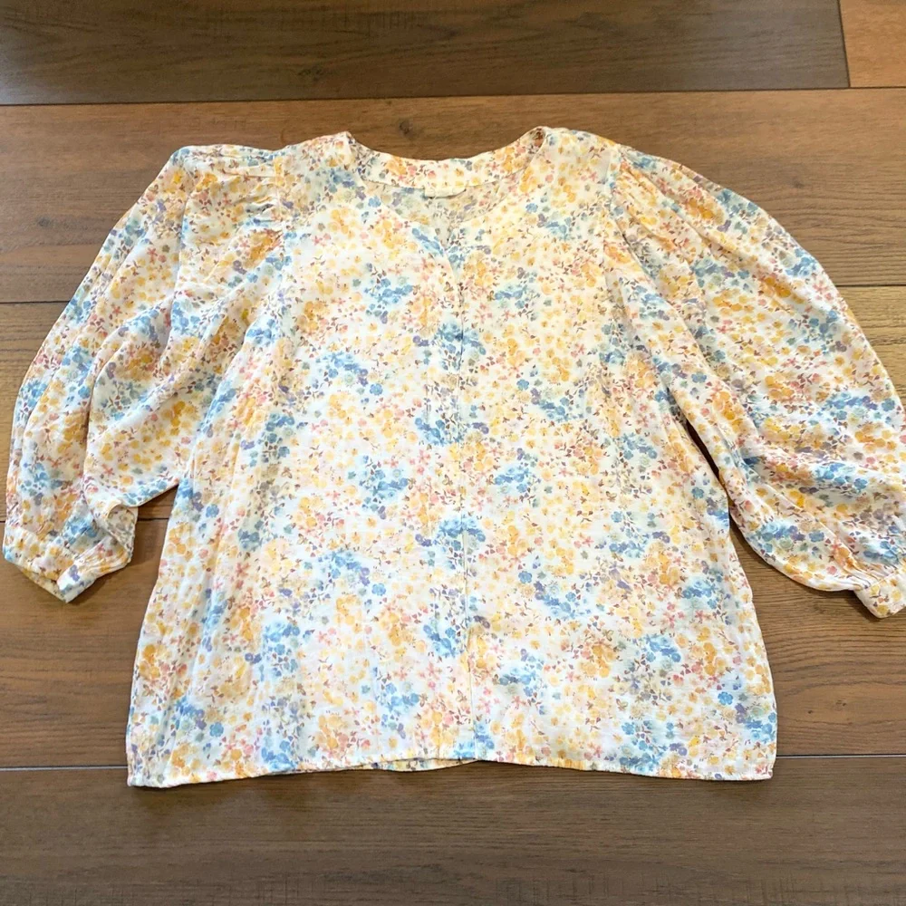 a.n.a Pastel Floral Blouse - Picture 2 of 6